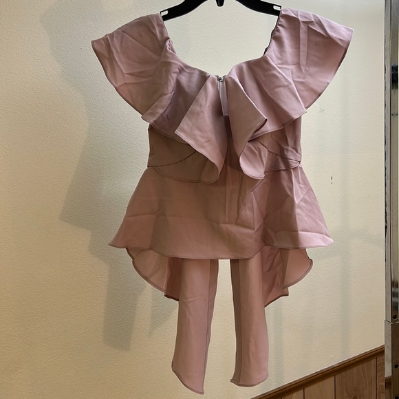 Hello Miss Tops - Picture 3 of 6